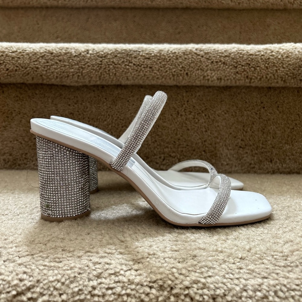 Dolce vita silver rhinestone heels